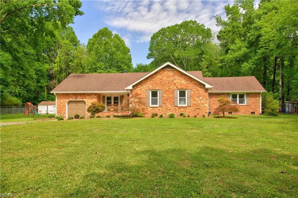 2448 Johnstown RD, CHESAPEAKE VA 23322 - Photo 2