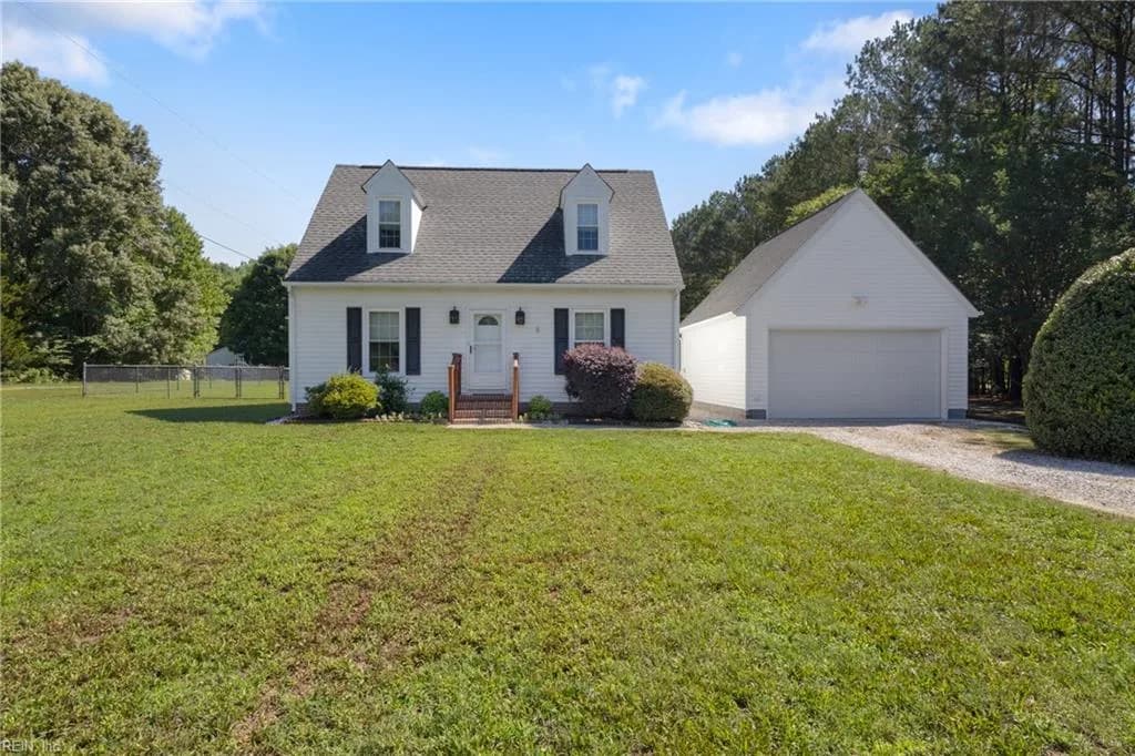 5279 Hickory Fork RD, GLOUCESTER VA 23061 - Photo 4