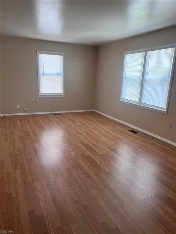 130 South AVE, NEWPORTNEWS VA 23601 - Photo 4