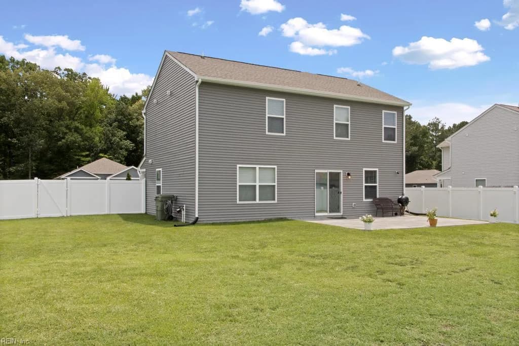 520 Bridgeway CT, WESTPOINT VA 23181 - Photo 5