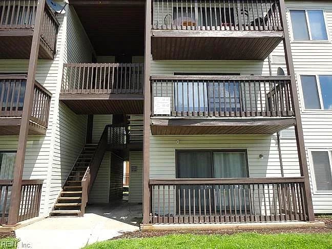 8 Wells CT, HAMPTON VA 23666 - Main photo