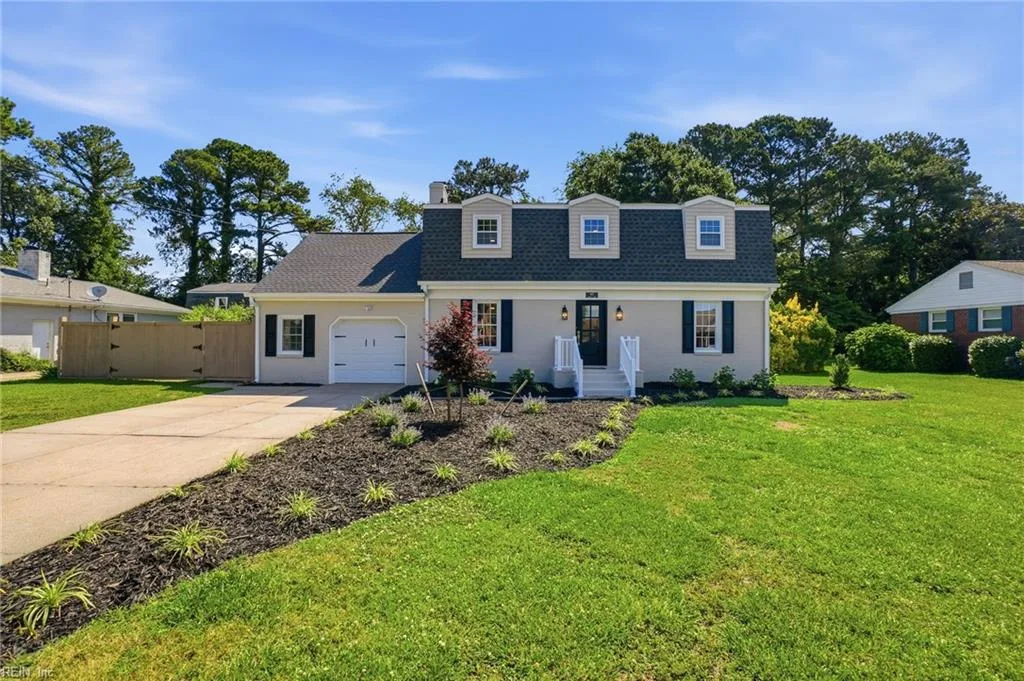 960 Lindsley DR, VIRGINIABEACH VA 23454