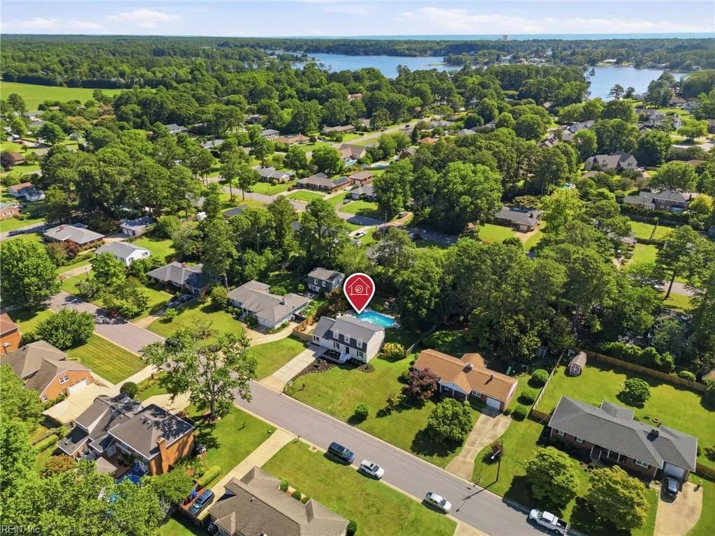 960 Lindsley DR, VIRGINIABEACH VA 23454 - Photo 4