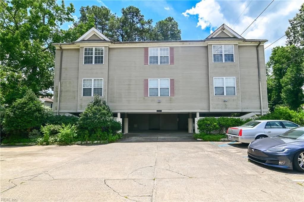 2557 Oconee AVE #301, VIRGINIABEACH VA 23454 - Main photo