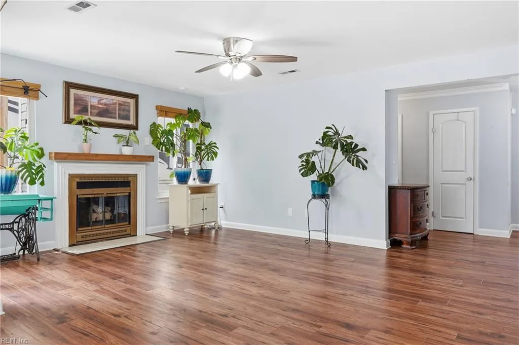 3325 Barberry LN, VIRGINIABEACH VA 23453 - Photo 5