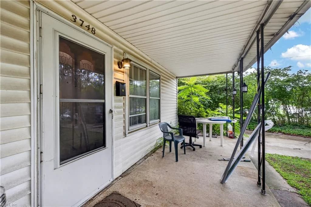 3748 Robin Hood RD, NORFOLK VA 23513 - Photo 3