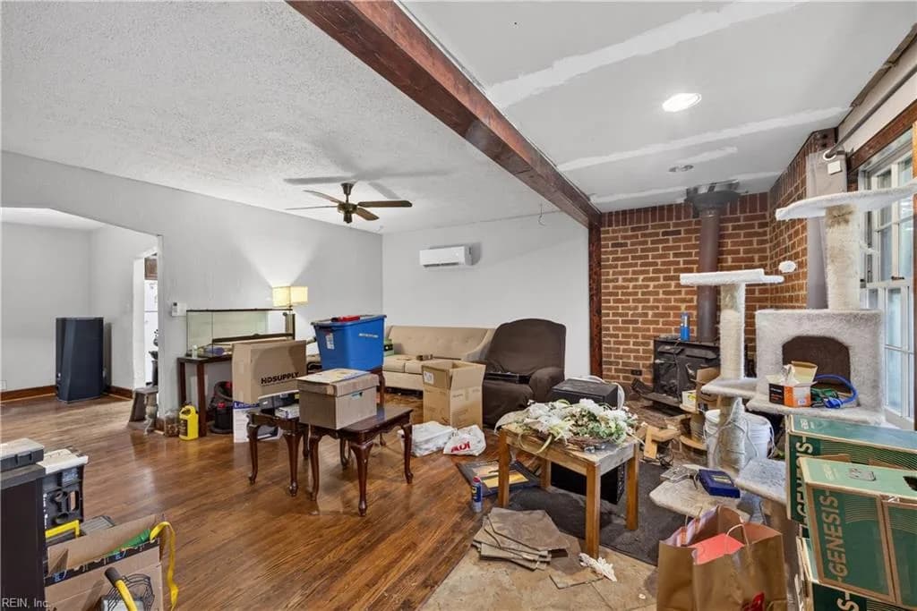 3748 Robin Hood RD, NORFOLK VA 23513 - Photo 4