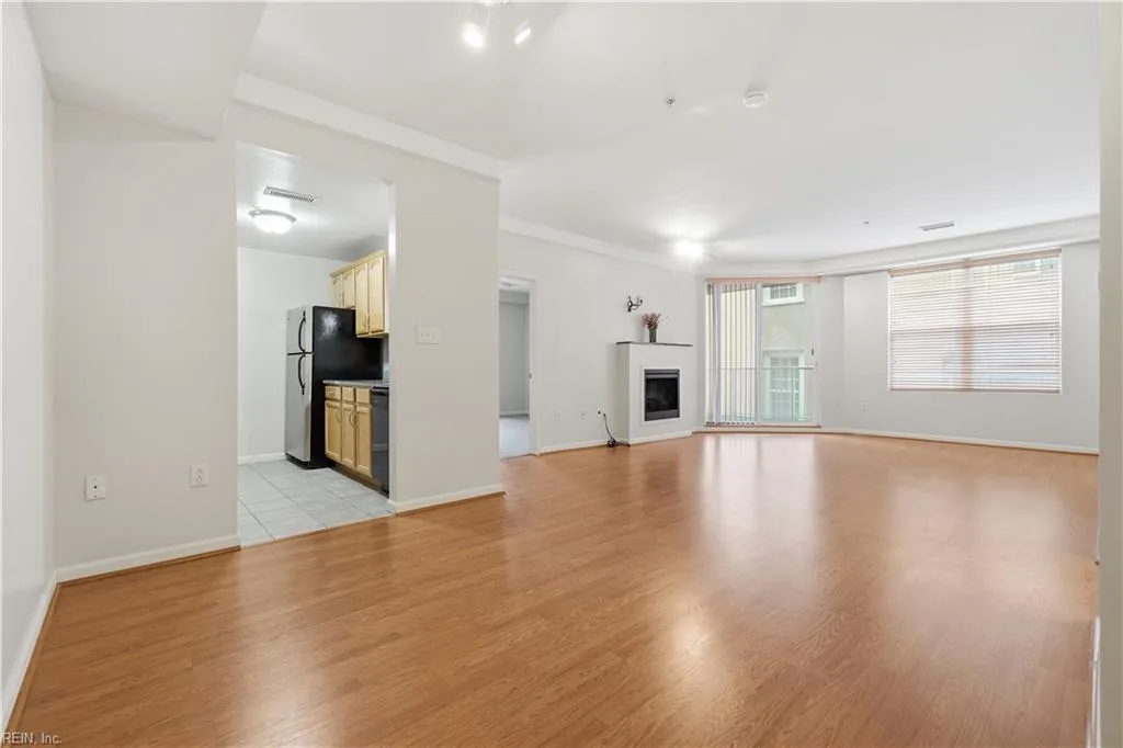 249 W Freemason ST #206, NORFOLK VA 23510 - Photo 4