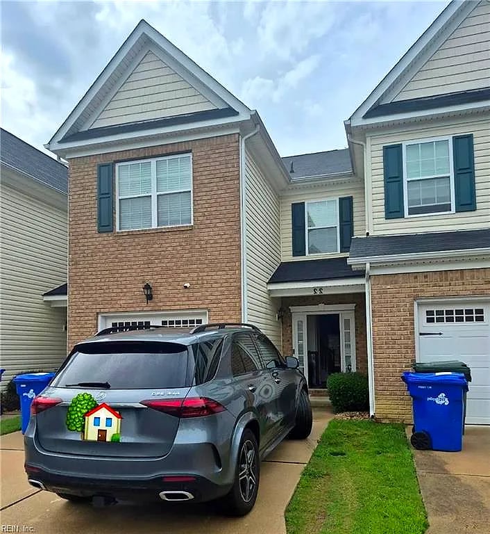 22 Frazier CT, HAMPTON VA 23666