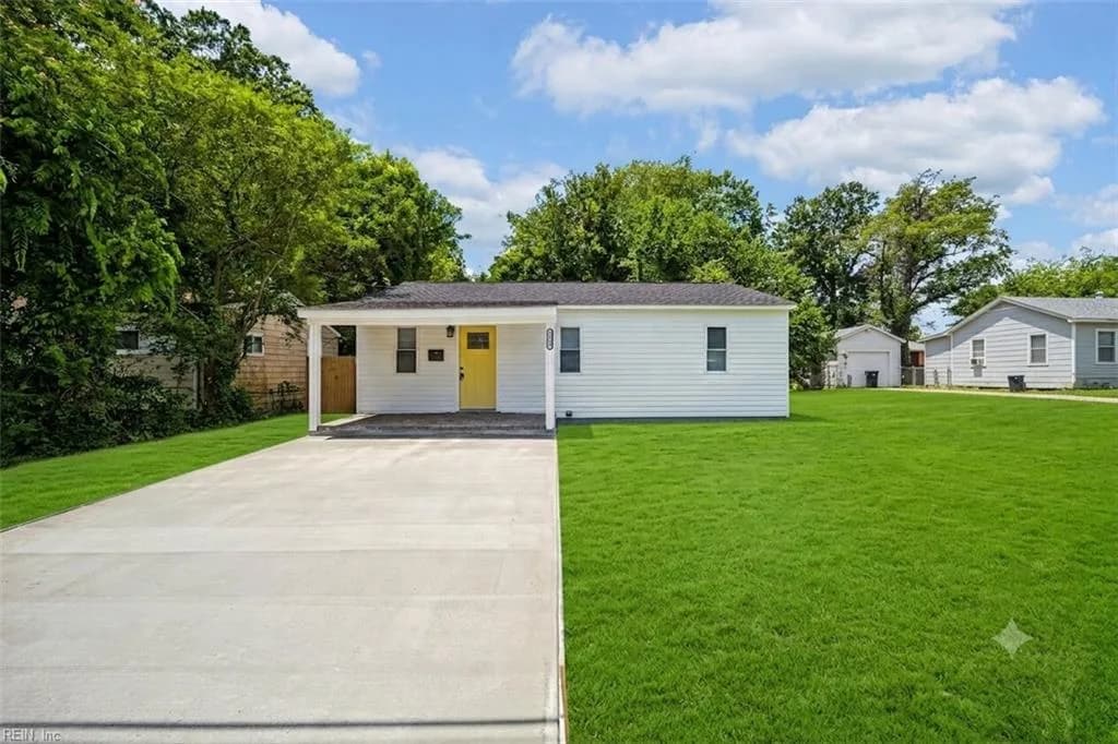 2600 Roanoke AVE, PORTSMOUTH VA 23704 - Photo 2