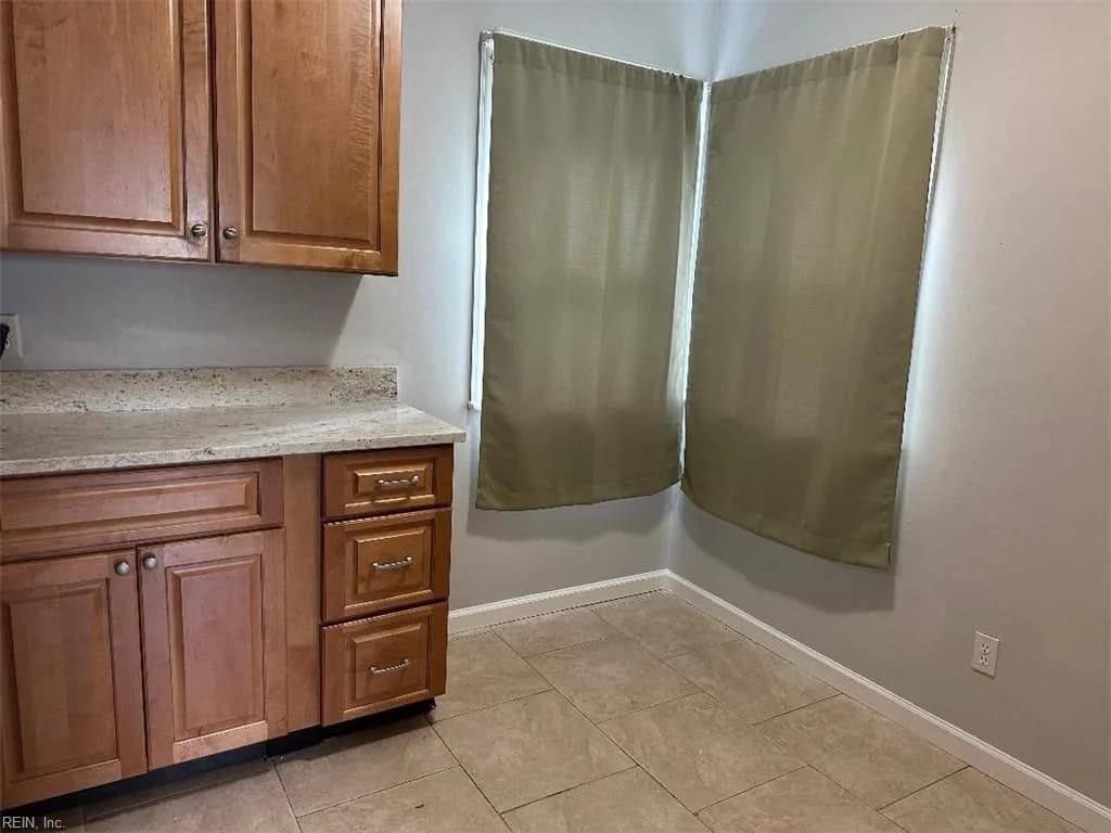 1537 Kingston AVE, NORFOLK VA 23503 - Photo 4