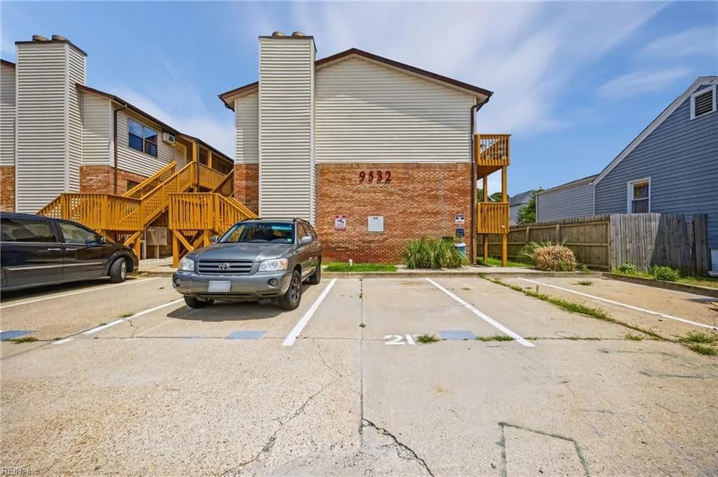 9532 5th Bay ST #A, NORFOLK VA 23518 - Photo 4