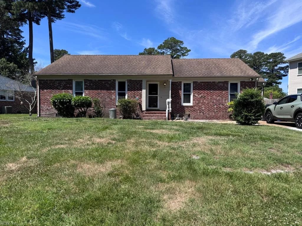 2824 Augusta CIR, VIRGINIABEACH VA 23453 - Photo 2