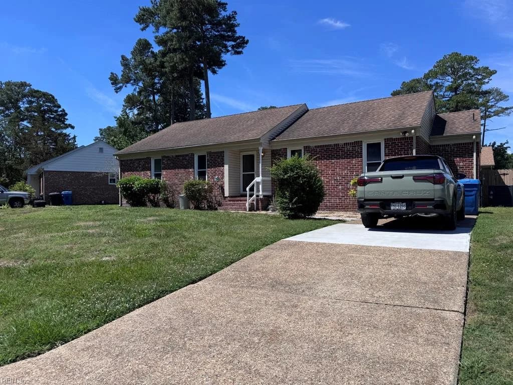 2824 Augusta CIR, VIRGINIABEACH VA 23453 - Photo 3