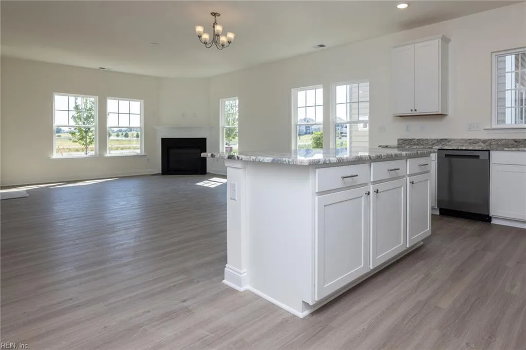 2011 Carroll Brinkley WAY, SUFFOLK VA 23434 - Photo 5