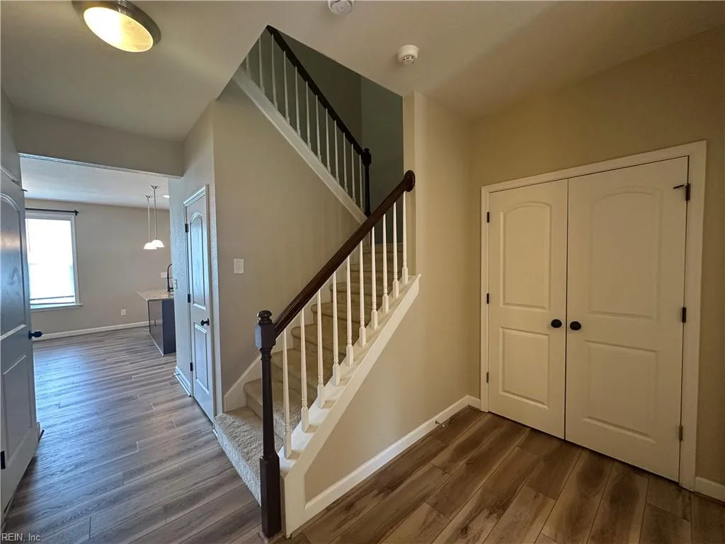 2600 Magnolia Green LOOP, VIRGINIABEACH VA 23456 - Photo 5