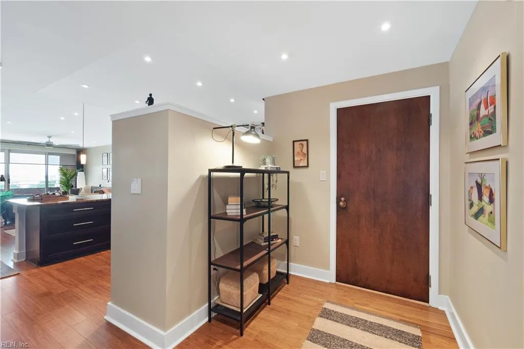 215 Brooke AVE #510, NORFOLK VA 23510 - Photo 3