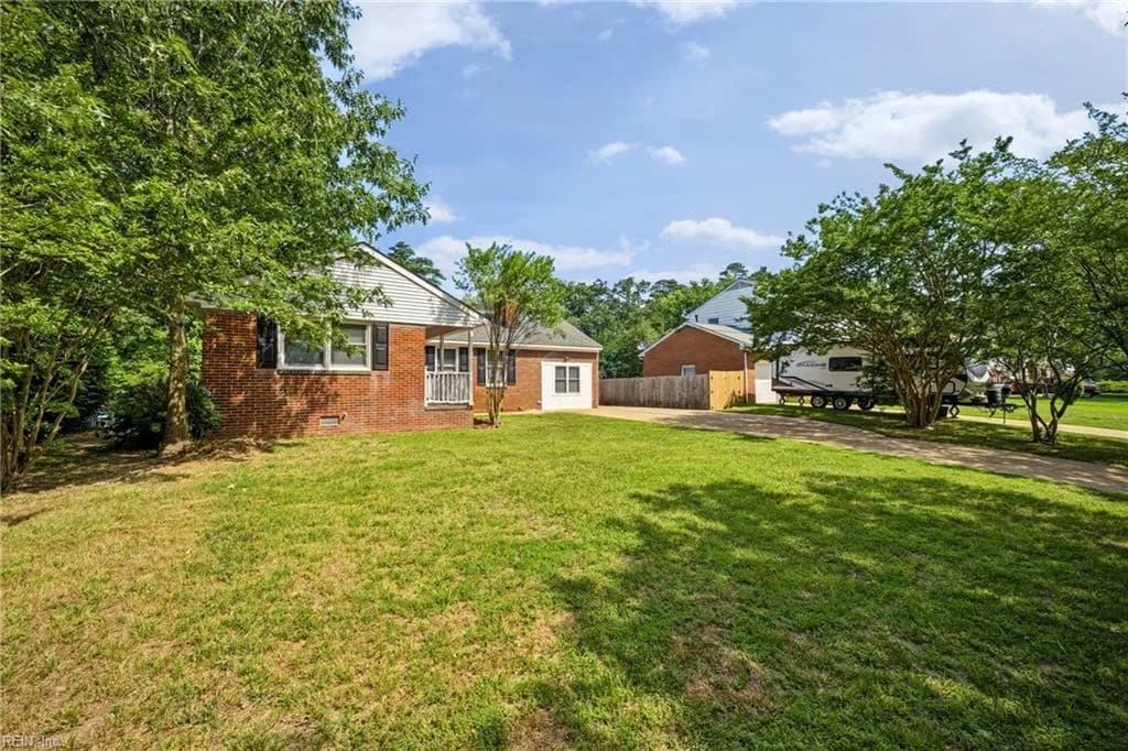 117 Gawain DR, NEWPORTNEWS VA 23602 - Photo 3