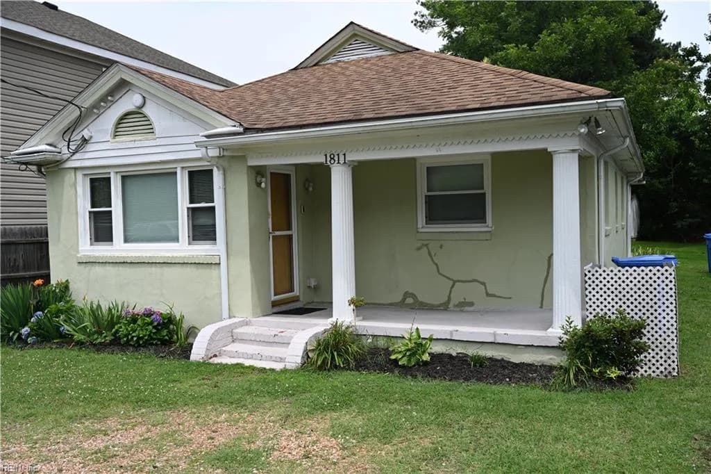 1811 Hoover AVE, CHESAPEAKE VA 23324 - Photo 2