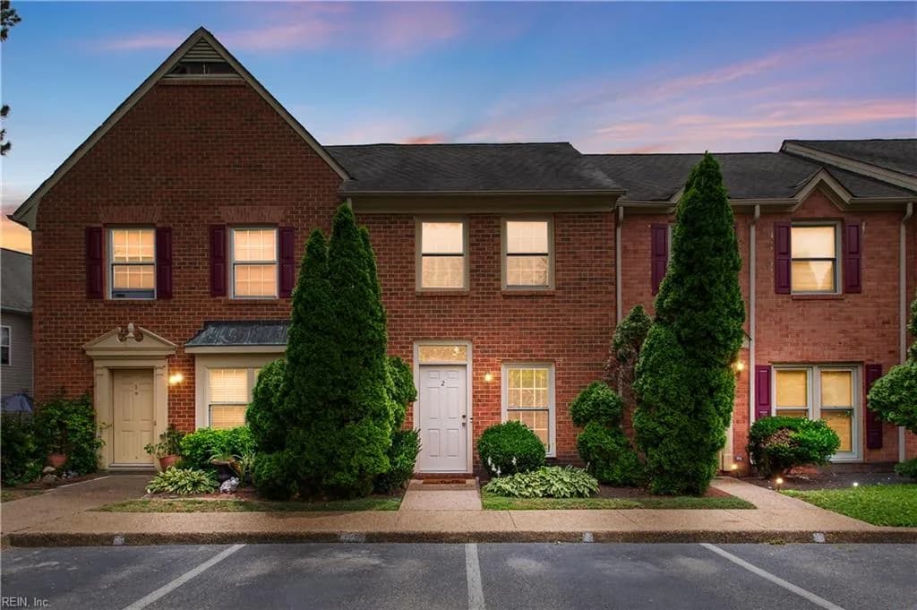 924 Lucas Creek RD #2, NEWPORTNEWS VA 23608 - Main photo