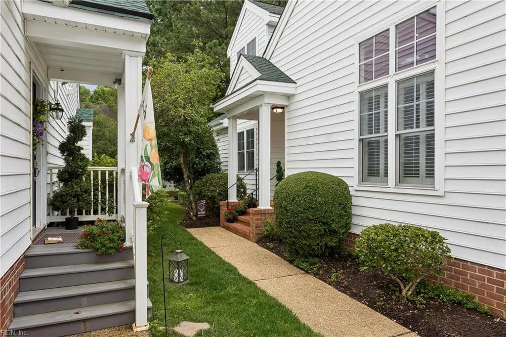 8302 Barons CT, WILLIAMSBURG VA 23188 - Photo 4