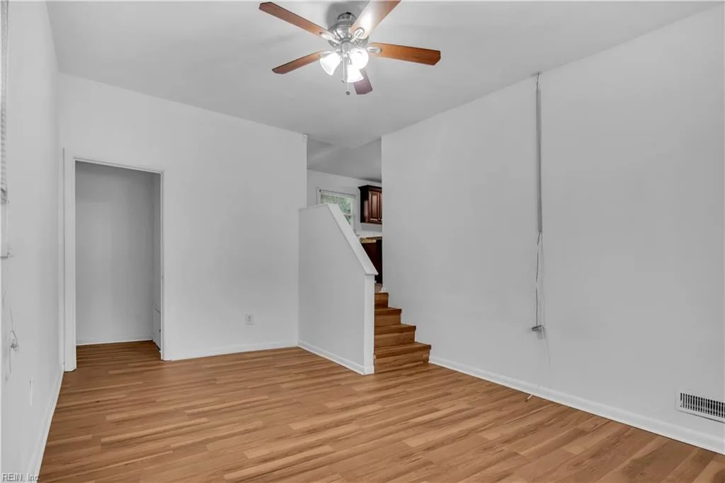242 Bannon CT, HAMPTON VA 23666 - Photo 5