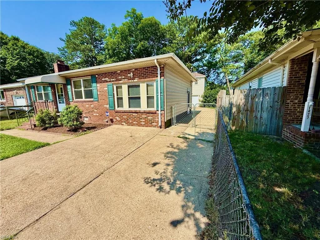 1425 Philmont AVE, CHESAPEAKE VA 23325 - Photo 4