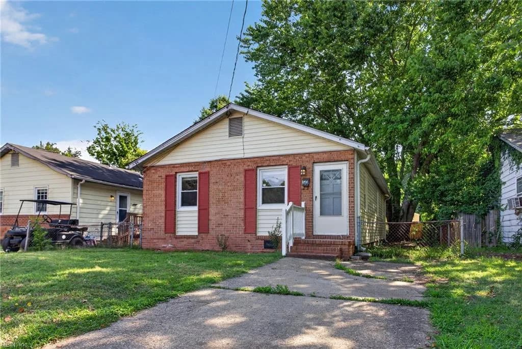 120 Downes ST, HAMPTON VA 23663 - Photo 3