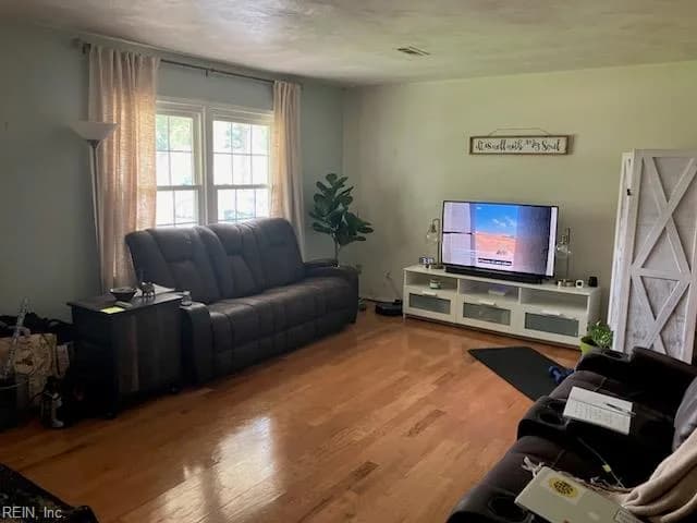 753 Churchill DR, VIRGINIABEACH VA 23464 - Photo 3