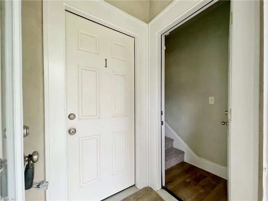 113 E 39th ST #2, NORFOLK VA 23504 - Photo 5