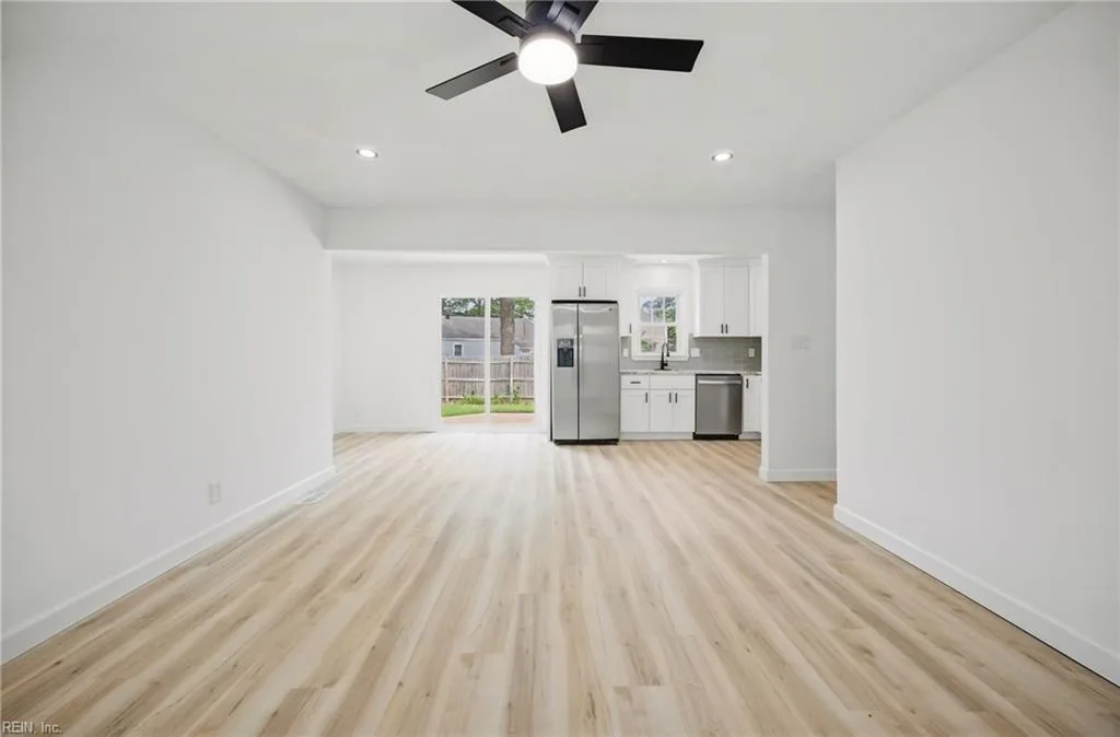 5536 Macon CT, NORFOLK VA 23513 - Photo 5