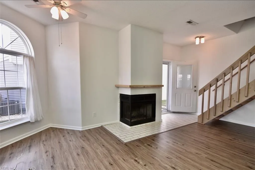 2233 Westsail LN, VIRGINIABEACH VA 23455 - Photo 5