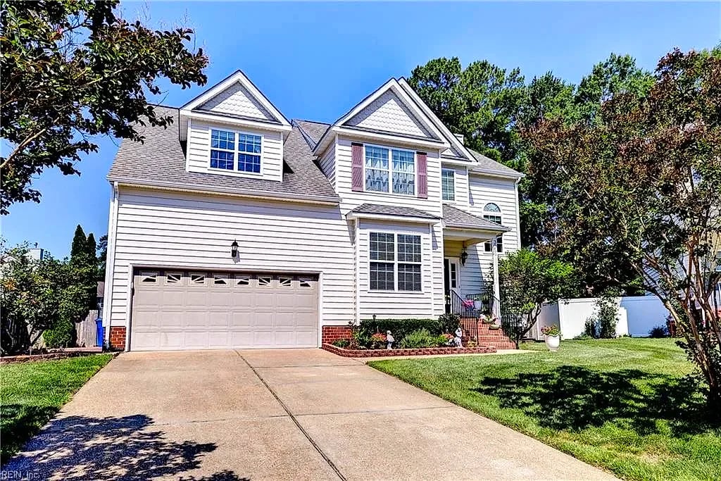 305 Minnie CIR, NEWPORT NEWS VA 23608