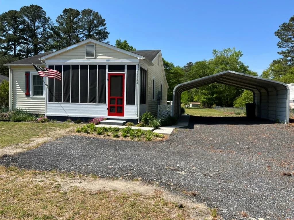 23542 Jerusalem RD, COURTLAND VA 23837 - Photo 2