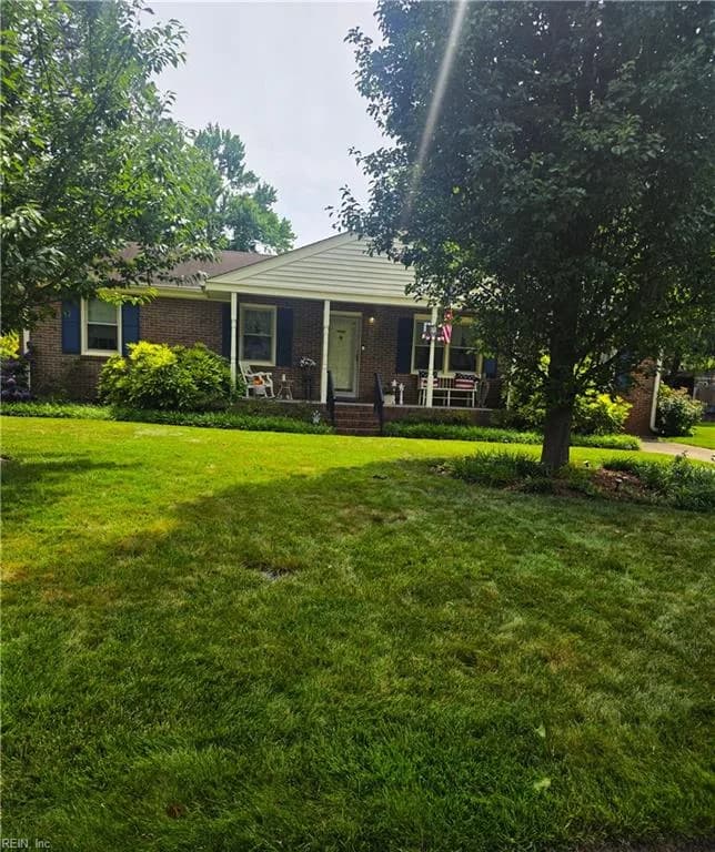 4020 Forresthills DR, PORTSMOUTH VA 23703 - Photo 2
