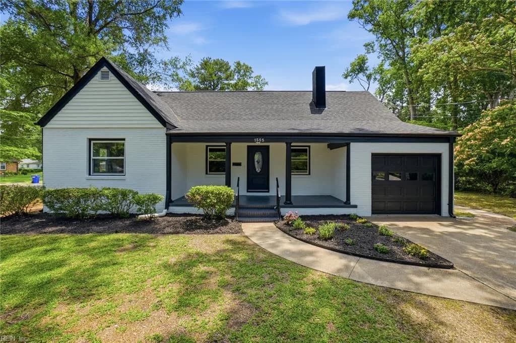 1555 Crane AVE, NORFOLK VA 23518 - Photo 2