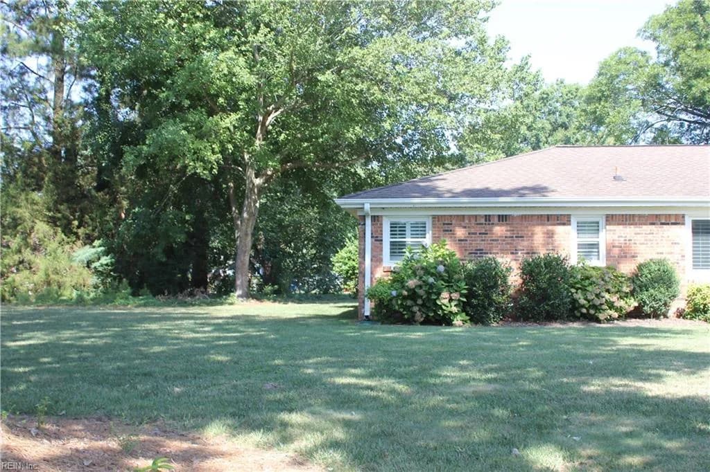 2349 Custom CIR, VIRGINIABEACH VA 23454 - Photo 5