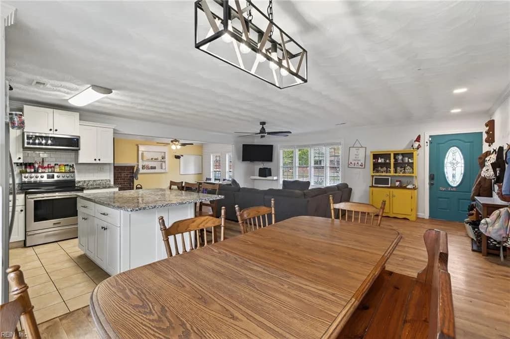 517 Catalpa DR, NEWPORTNEWS VA 23601 - Photo 5