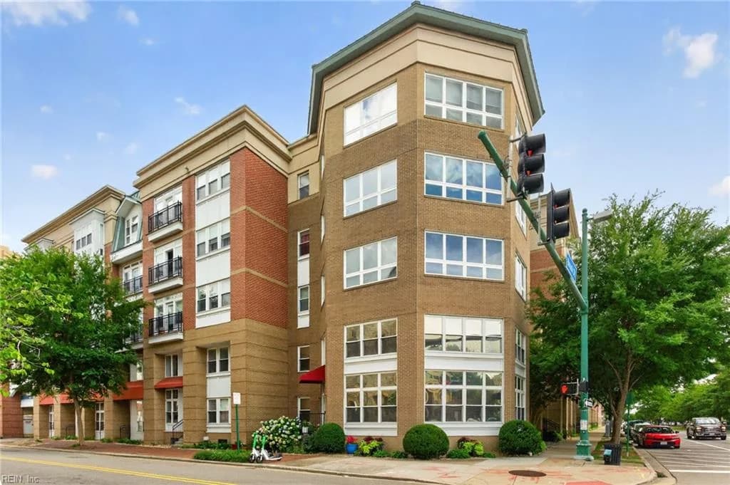 388 Boush ST #409, NORFOLK VA 23510 - Photo 3