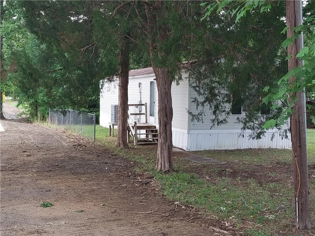 123 Oliver ST, HERTFORD NC 27944 - Photo 4