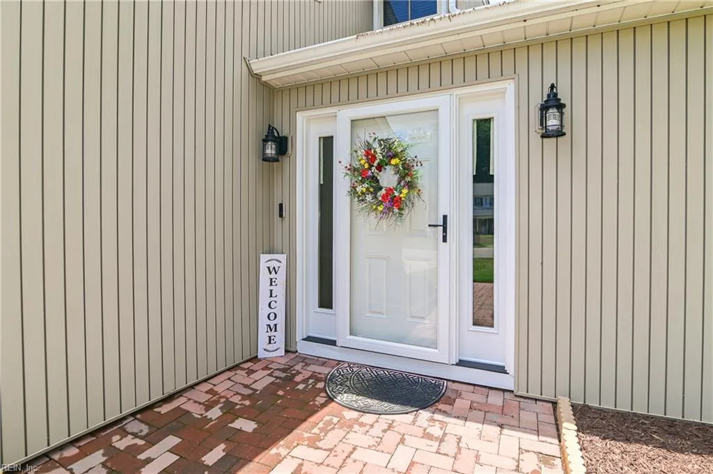 3 Kenilworth DR, HAMPTON VA 23666 - Photo 3