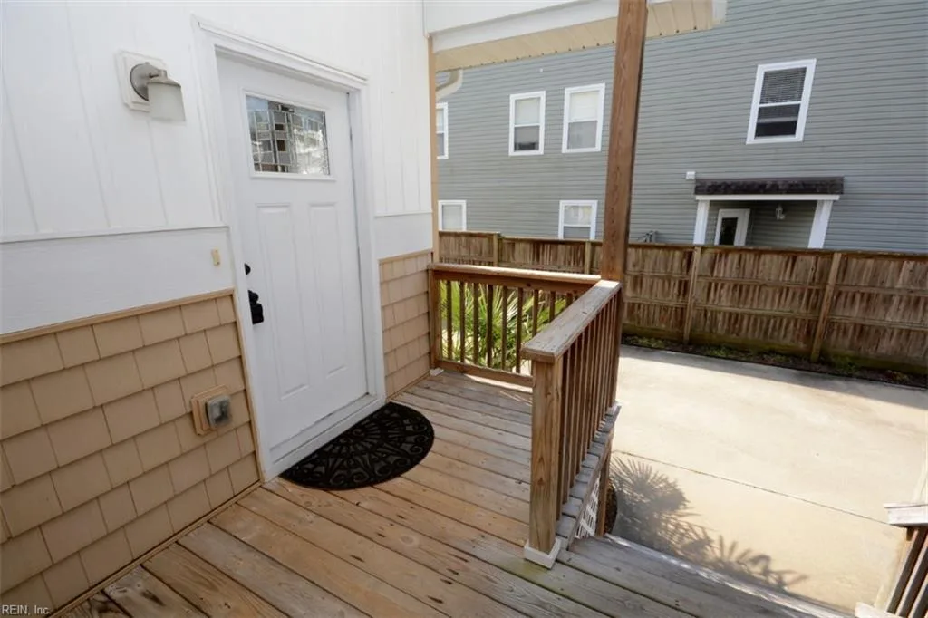 2216 E Berrie CIR, VIRGINIABEACH VA 23455 - Photo 5