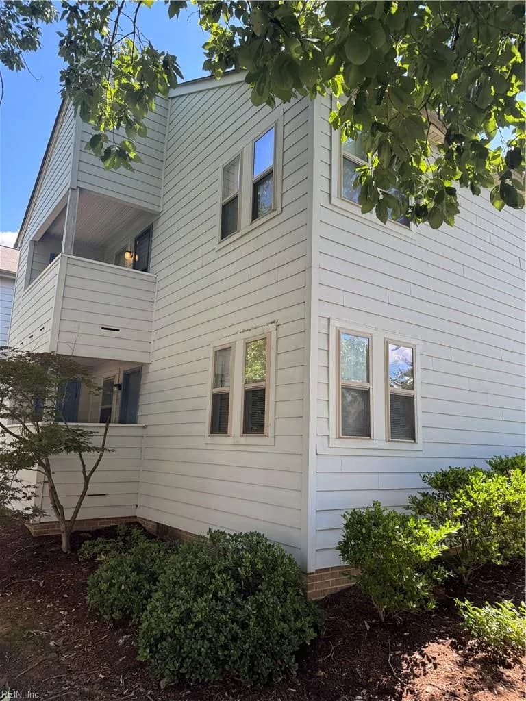 900 Colley AVE #1, NORFOLK VA 23507 - Photo 3