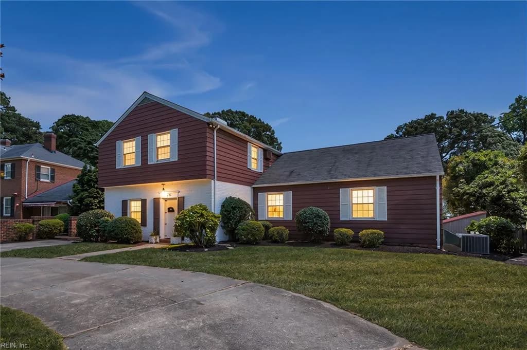 239 Shoe LN, NEWPORTNEWS VA 23606 - Main photo