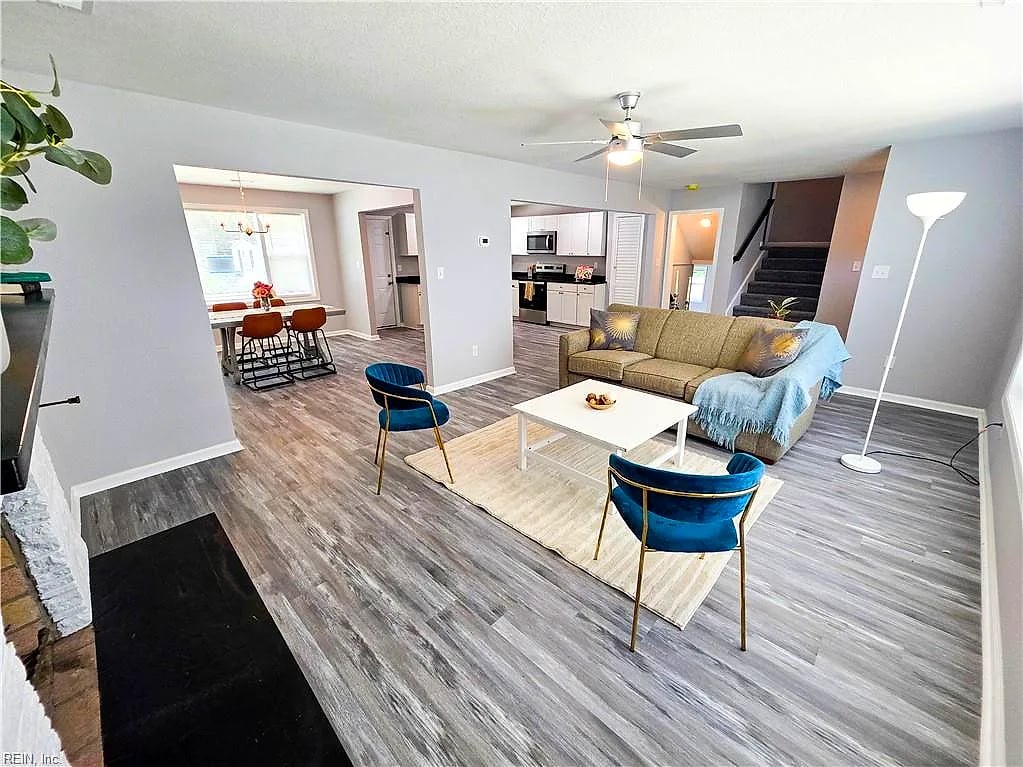 2216 Deep Creek BLVD, PORTSMOUTH VA 23704
