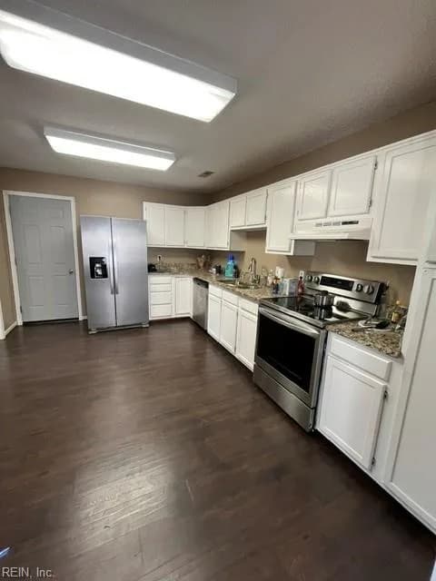 3819 Peppercorn WAY, CHESAPEAKE VA 23321 - Photo 5