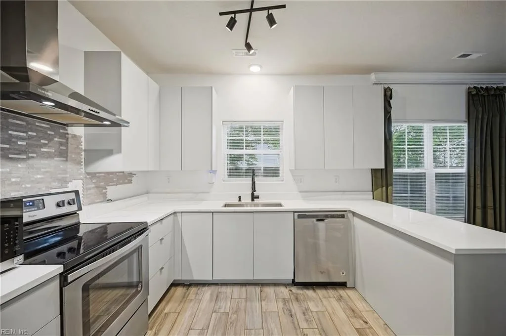 2220 Reservoir AVE, NORFOLK VA 23504 - Photo 5