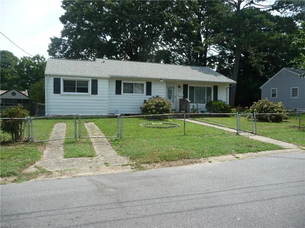 1712 Birchwood RD, VIRGINIABEACH VA 23455 - Photo 5