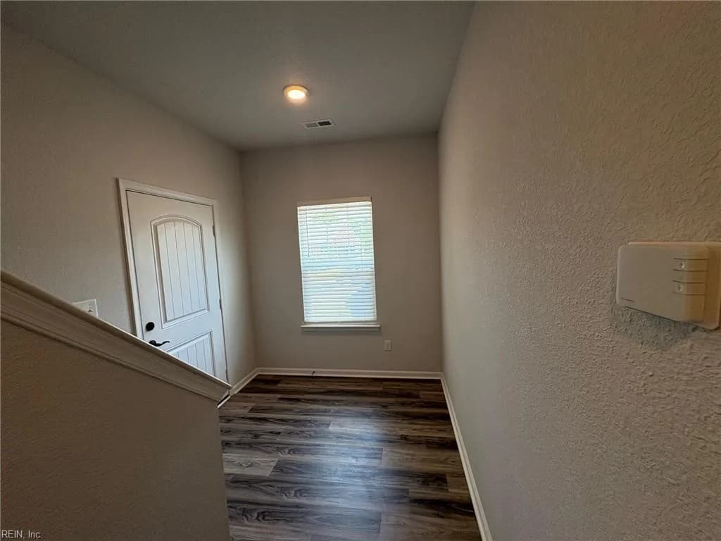 990 Jefferson ST, SUFFOLK VA 23434 - Photo 5