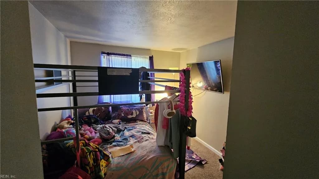 389 Deputy LN #E, NEWPORTNEWS VA 23607 - Photo 3